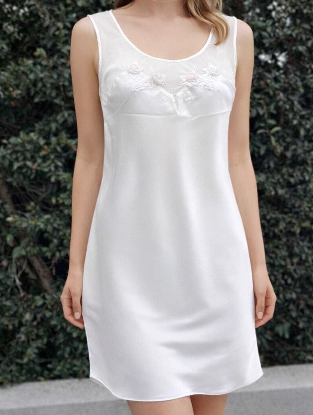 Vintage Sara Beth Cream White Floral Embellished Slip Dress